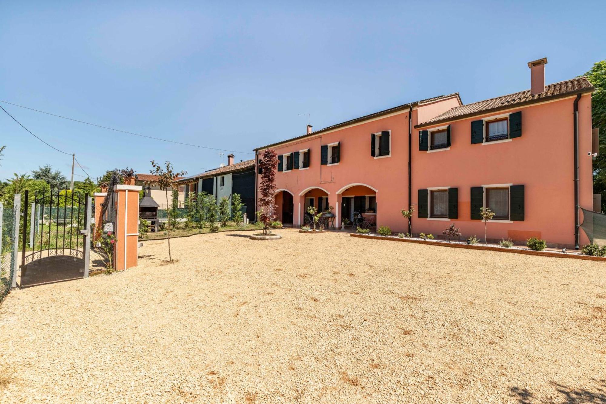 Cascina Ca' Storta - 15 Minute To Venice マルテッラーゴ エクステリア 写真